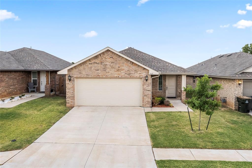 Tarry Town Dr, Chickasha, OK 73018