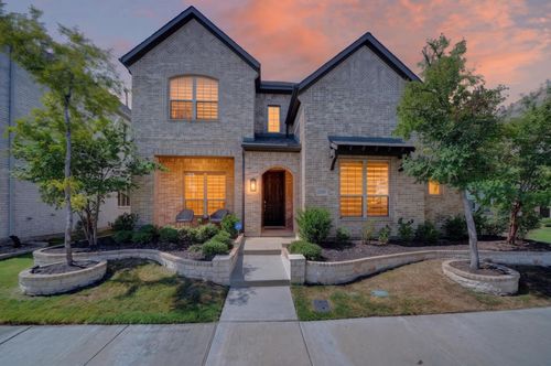 12789 Royal Oaks Ln, Farmers Branch, TX, 75234-4802 | Card Image