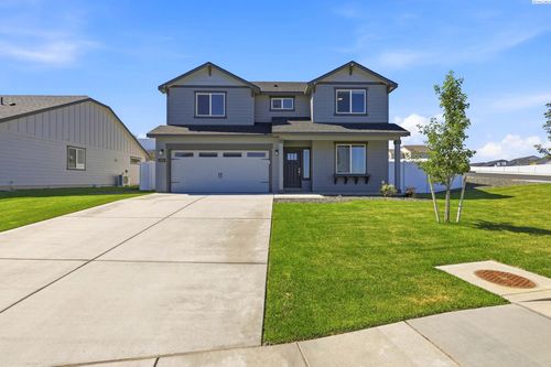 4920 Corinth Dr, Pasco, WA, 99301-3086 | Card Image
