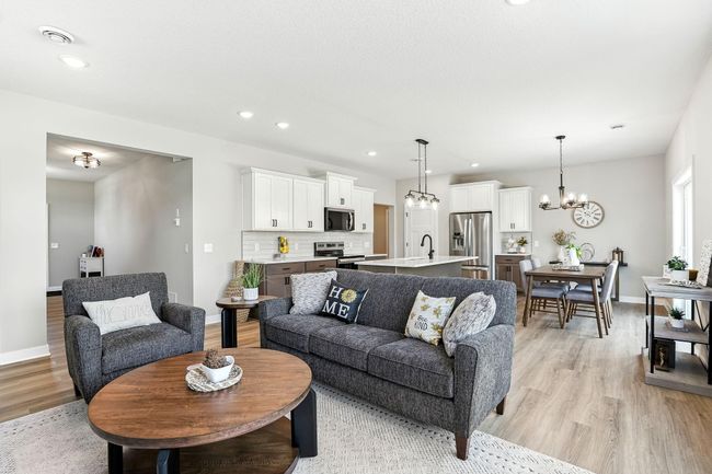 2924 Lavender Pkwy, House other with 3 bedrooms, 3 bathrooms and null parking in Faribault MN | Image 7
