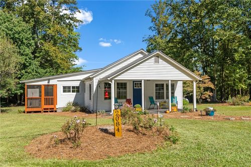 2084 Thurmond Rd, Thurmond, NC, 28683-9748 | Card Image