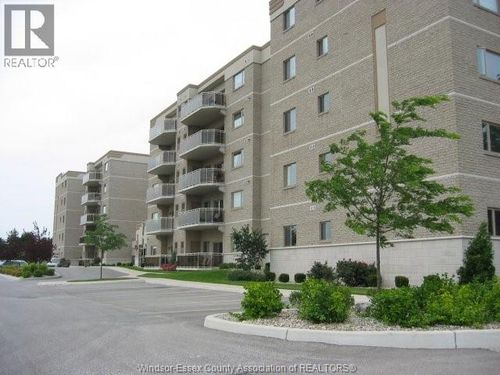 305-200 Manning Rd, Tecumseh, ON, N8N0A8 | Card Image