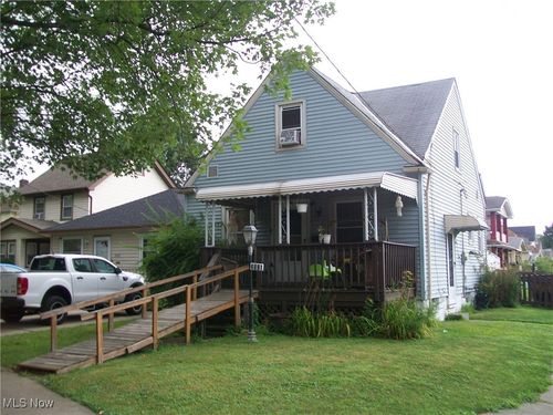 4091 Valley Rd, Cleveland, OH, 44109-3072 | Card Image