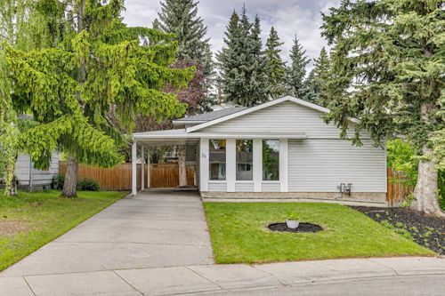 28 Cantrell Bay Sw, Calgary, AB, T2W2C2 | Card Image