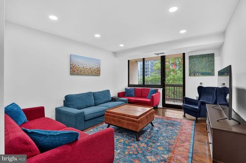503s-1805 Crystal Dr, ARLINGTON, VA, 22202-4424 | Card Image
