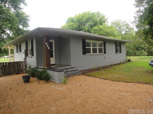 289 Swaim Hill Rd, Batesville, AR, 72501-8704 | Card Image