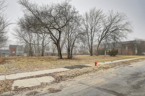 5577 Woodhall Street, Detroit, MI, 48224 | Card Image