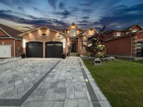 151 Miller Dr, Georgetown, ON, L7G5Y2 | Card Image