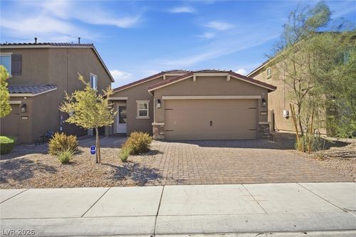 1573 Oro Grande Dr, North Las Vegas, NV, 89032-9111 | Card Image