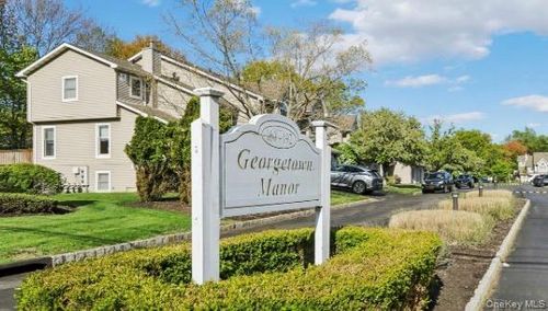 2-164-2 N Route 303, Congers, NY, 10920-1761 | Card Image