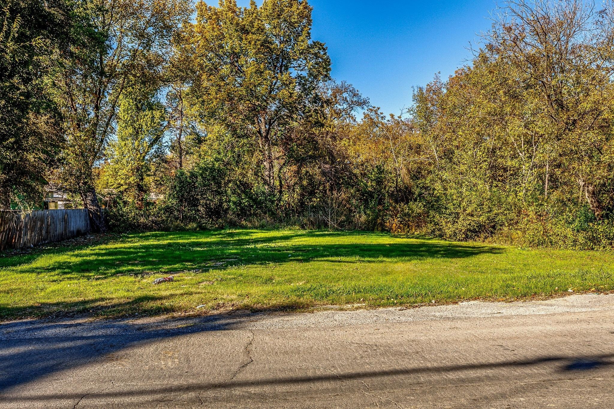 Land in Dallas 4