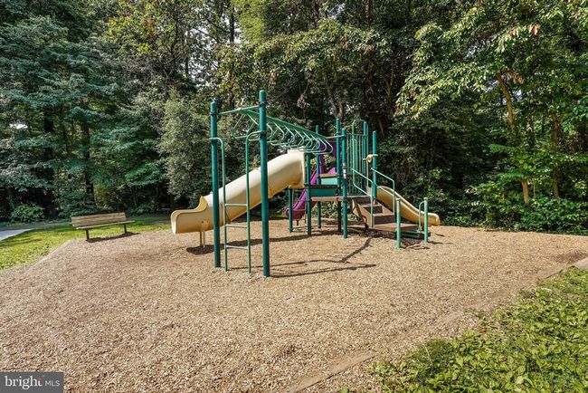 2151 Cabots Point Ln, Townhouse with 4 bedrooms, 3 bathrooms and null parking in RESTON VA | Image 58