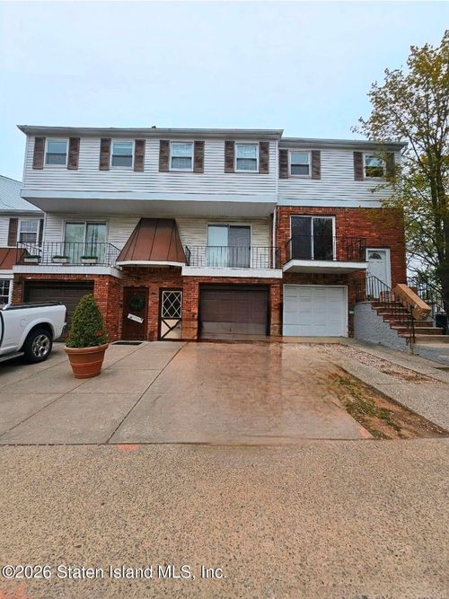 1632 Forest Hill Rd, Staten Island, NY, 10314-6319 | Card Image