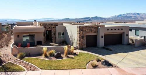 676 E Palisades Dr, Ivins, UT, 84738-6765 | Card Image