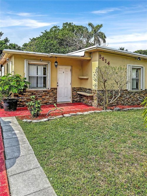 1a-5614 Taylor St, Hollywood, FL, 33021-6251 | Card Image