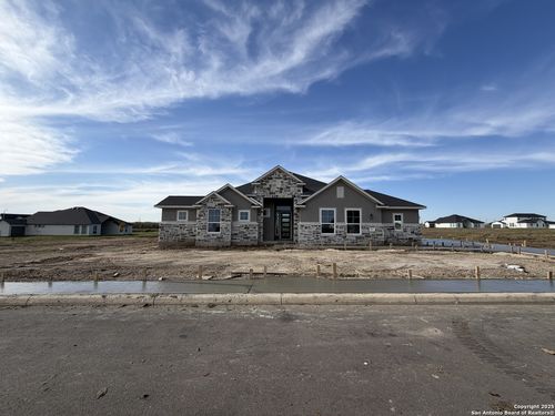 811 Niebla Crk, San Antonio, TX, 78263-6059 | Card Image