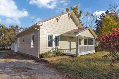 814 S Maple Street, House other with 2 bedrooms, 1 bathrooms and null parking in Garnett KS | Image 2