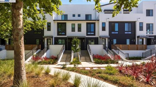 990 Harcot Ct, San Jose, CA, 95025 | Card Image