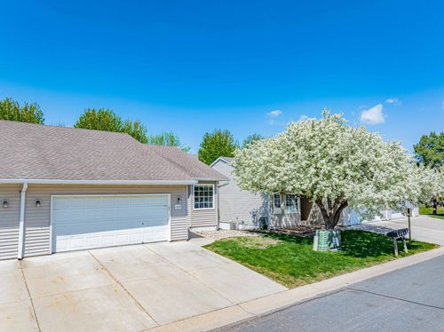 1020 Primrose Ln, Waconia, MN, 55387-1095 | Card Image
