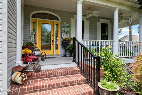 178 Marble Bluff Dr, Kingston, TN, 37763-5614 | Card Image