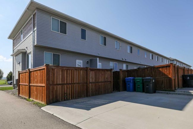331 Mildred Dobbs Blvd N, Townhouse with 2 bedrooms, 4 bathrooms and 2 parking in Lethbridge AB | Image 32