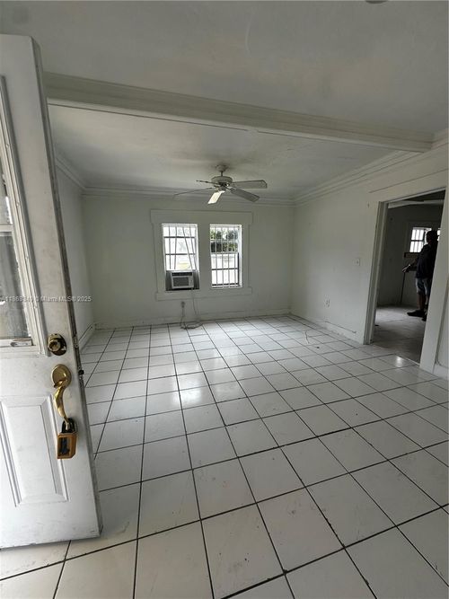 1925 Nw 56th St, Miami, FL, 33142-3051 | Card Image