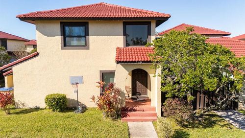 549 Hunter Cir, KISSIMMEE, FL, 34758-3336 | Card Image