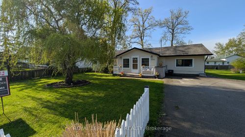 3093 Hyman Ave, Ridgeway, ON, L0S1N0 | Card Image