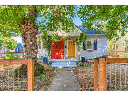 5205 Se Taggart Ct, Portland, OR, 97206-1468 | Card Image