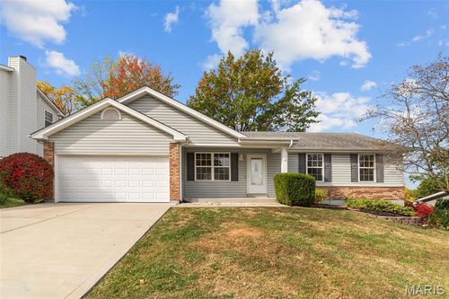 1309 Whispering Ridge Ln, Saint Peters, MO, 63376-4628 | Card Image