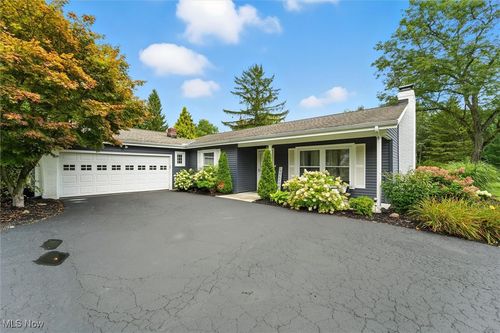 14557 Broadwood Dr, Burton, OH, 44021-9507 | Card Image