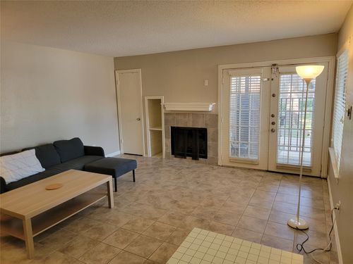 102-9803 Walnut St, Dallas, TX, 75243-8800 | Card Image