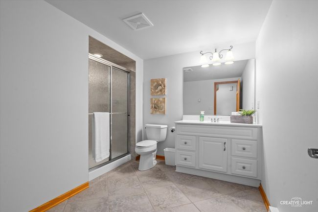 406 Camden Cir, House other with 4 bedrooms, 4 bathrooms and 3 parking in Oswego IL | Image 25
