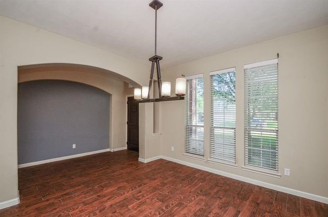 17719 Creek Bluff Ln, House other with 4 bedrooms, 3 bathrooms and 2 parking in Cypress TX | Image 4