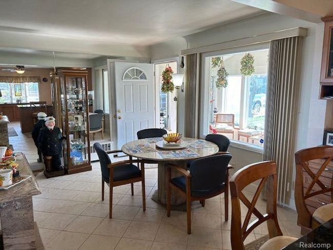 32241 N River Rd, House other with 3 bedrooms, 2 bathrooms and null parking in Harrison Twp MI | Image 13