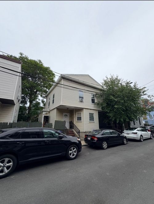 30 Blaine St, Boston, MA, 02134 | Card Image