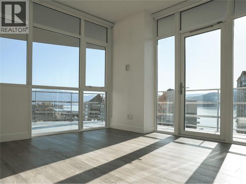 1501-1151 Sunset Dr, Kelowna, BC, V1Y0G2 | Card Image