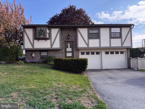 3614 Orchard Ct, READING, PA, 19606-2842 | Card Image