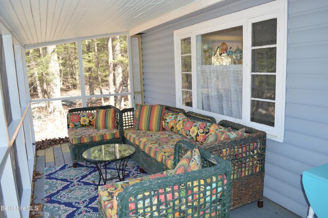 40 N Lake Way, House other with 2 bedrooms, 1 bathrooms and 3 parking in Becket MA | Image 22