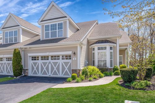 68 Encore Blvd, Eastport, NY, 11941-1610 | Card Image