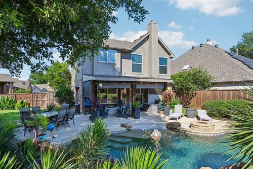 2204 Wembley Wood Ln, Bedford, TX, 76022-6112 | Card Image