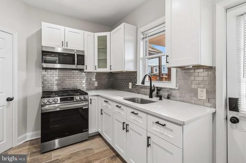 6018 W Columbia Ave, PHILADELPHIA, PA, 19151-3507 | Card Image