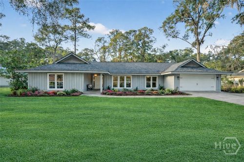 105 Mercer Rd, Savannah, GA, 31411-1438 | Card Image