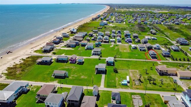 881 Buell, House other with 3 bedrooms, 2 bathrooms and null parking in Crystal Beach TX | Image 39