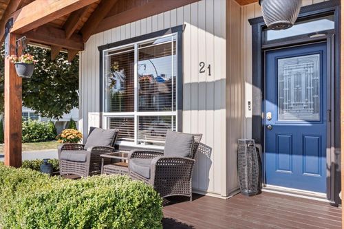 21-46745 Hudson Rd, Chilliwack, BC, V2R0L8 | Card Image