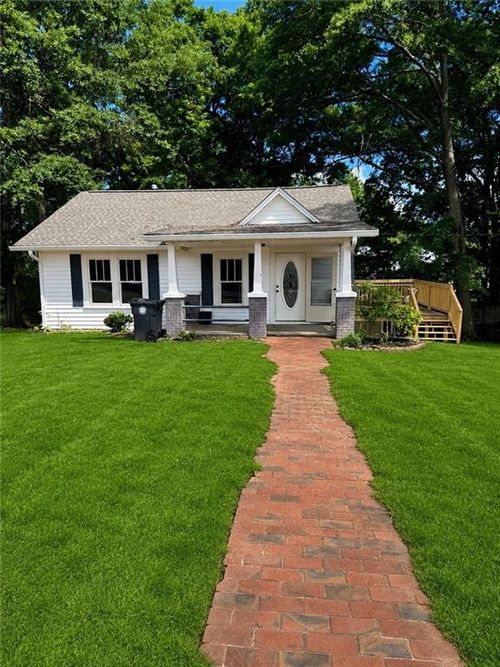 920 Cardinal Dr, Gainesville, GA, 30501-3001 | Card Image