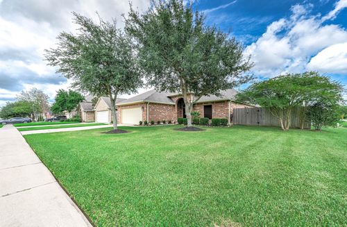 2237 Jernigan Frd, Dickinson, TX, 77539-5085 | Card Image