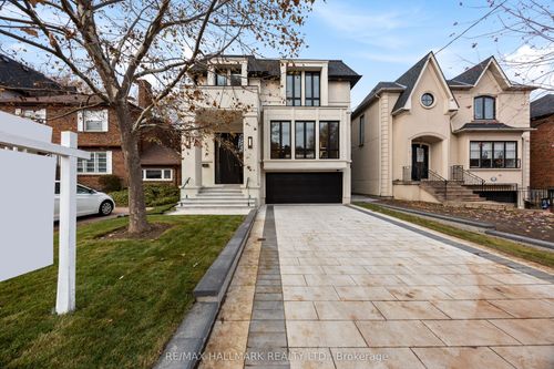 652 Bedford Park Avenue, Toronto, ON, M5M1K4 | Card Image