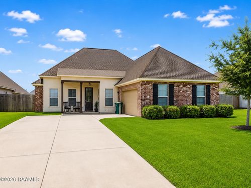 209 Finnegan Way, Youngsville, LA, 70592-6831 | Card Image