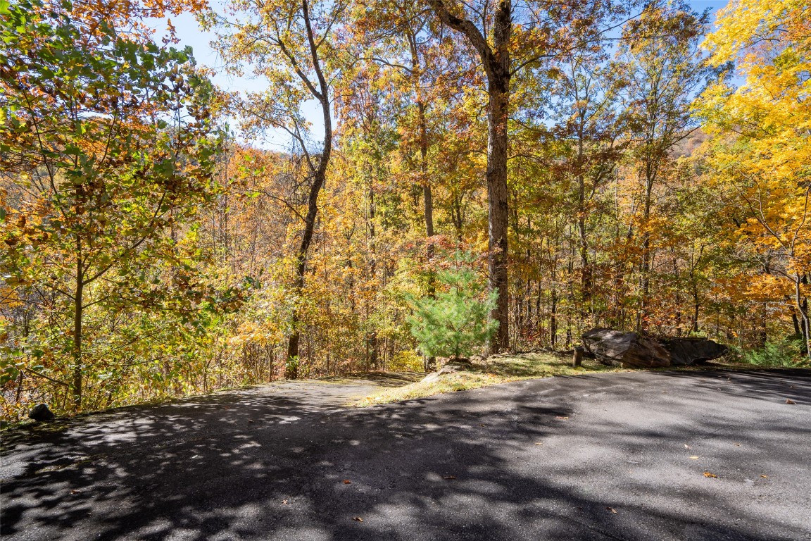 Land in Glenville 4
